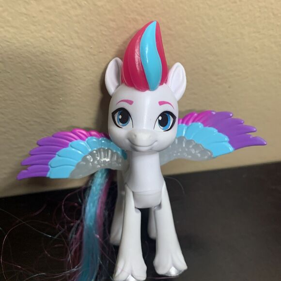 My Little Pony A New Generation Zipp 3" - Picture 3 of 7